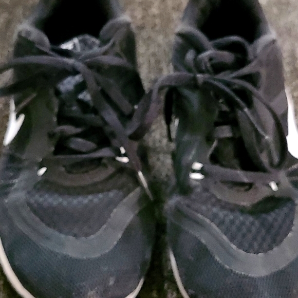 Nike - Picture 4 of 4